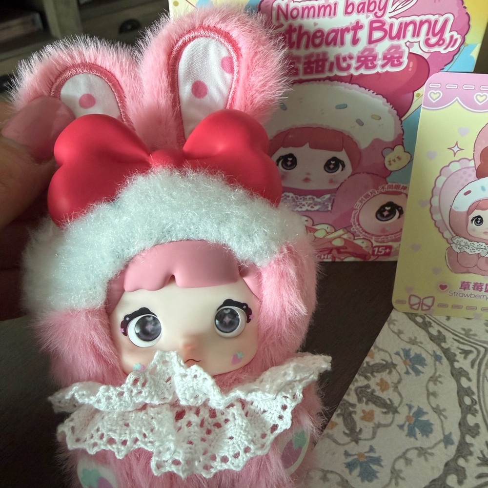 Nommi Baby Sweetheart Bunny Strawberry Cream- Pink - Picture 2 of 4